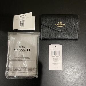 Coach Flap Card Case CH487 In Black - NWT